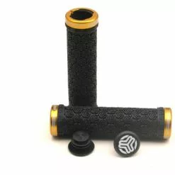 Par De Puños SB3 LOGO + Cerradura EnOro Negro